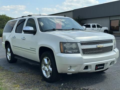 2011 Chevrolet Suburban 15002011 Chevrolet Suburban 1500