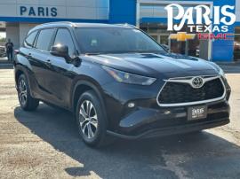 2025 Toyota Highlander  XLE